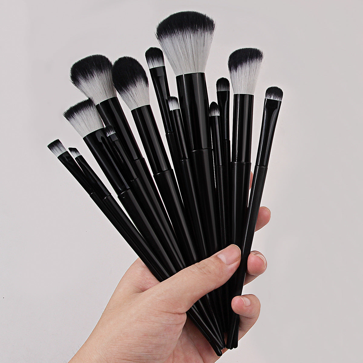 In Stock 13-piece Premium Makeup Brush Set
