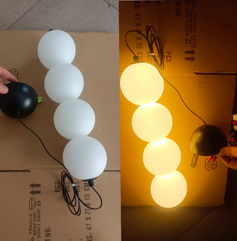 Bedside Pendant Lights for Bedroom Nordic 4 Ball Pendant Lamp for TV Background Kitchen Island Restaurant Dinning Room LED Light