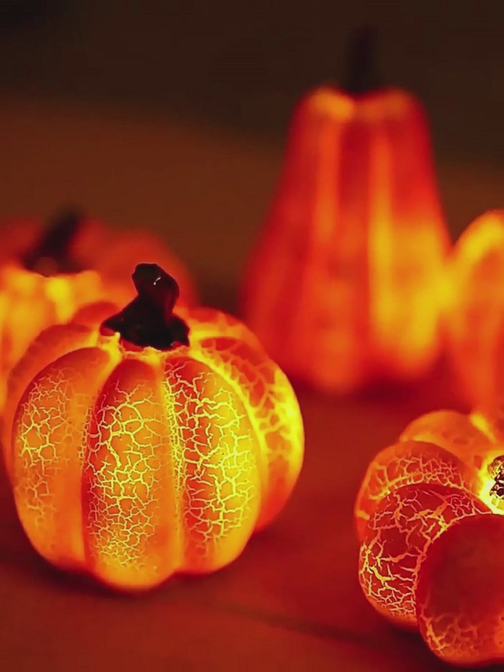New Halloween Pumpkin Lantern Simulation Pumpkin LED Candle Lamp Resin Luminous Pumpkin
