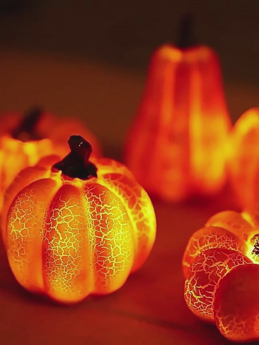 New Halloween Pumpkin Lantern Simulation Pumpkin LED Candle Lamp Resin Luminous Pumpkin